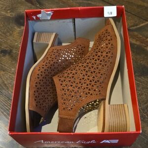 American Eagle Outfitters Women's Tan Mules
